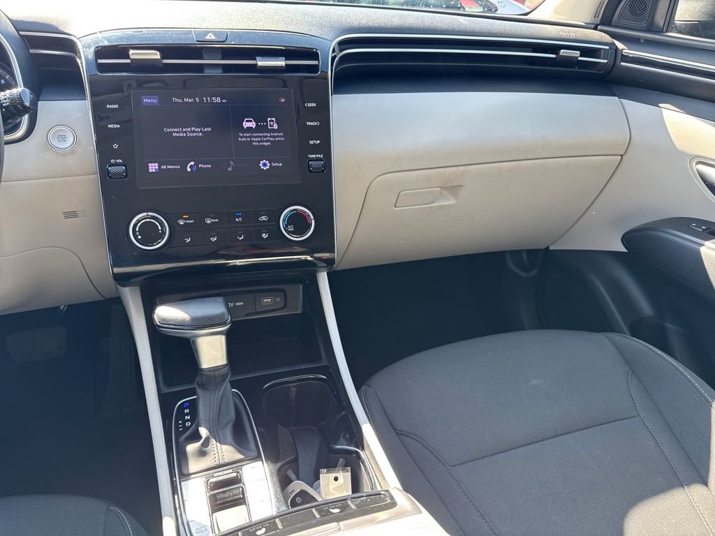 Certified 2022 Hyundai Tucson SEL FWD image 40