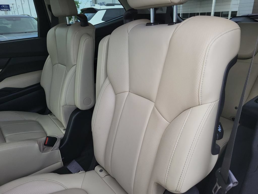Used 2023 Subaru Ascent Limited AWD/4WD image 14