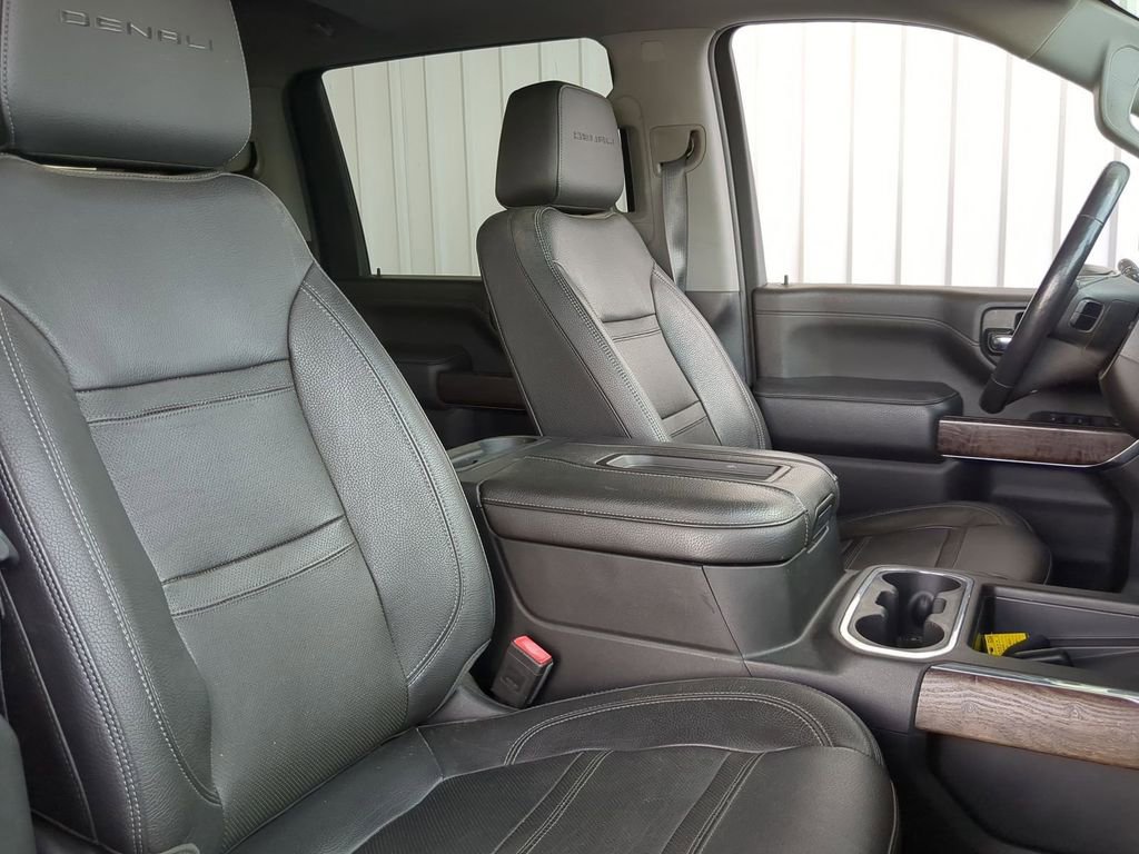Used 2020 GMC Sierra 3500 Denali w/ Denali Ultimate Package image 8