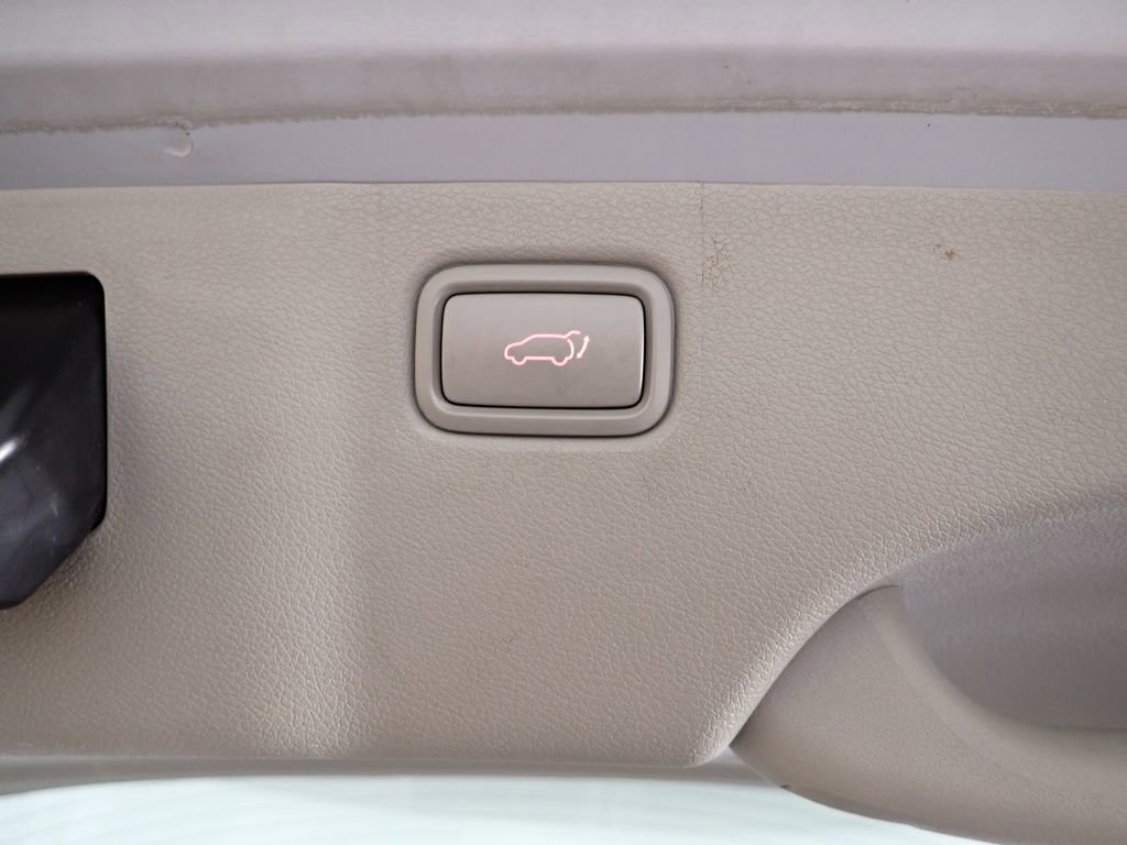 Used 2021 Kia Sedona SX FWD image 20