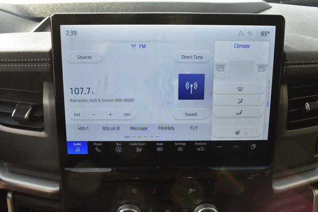 Used 2023 Ford Expedition XLT image 26