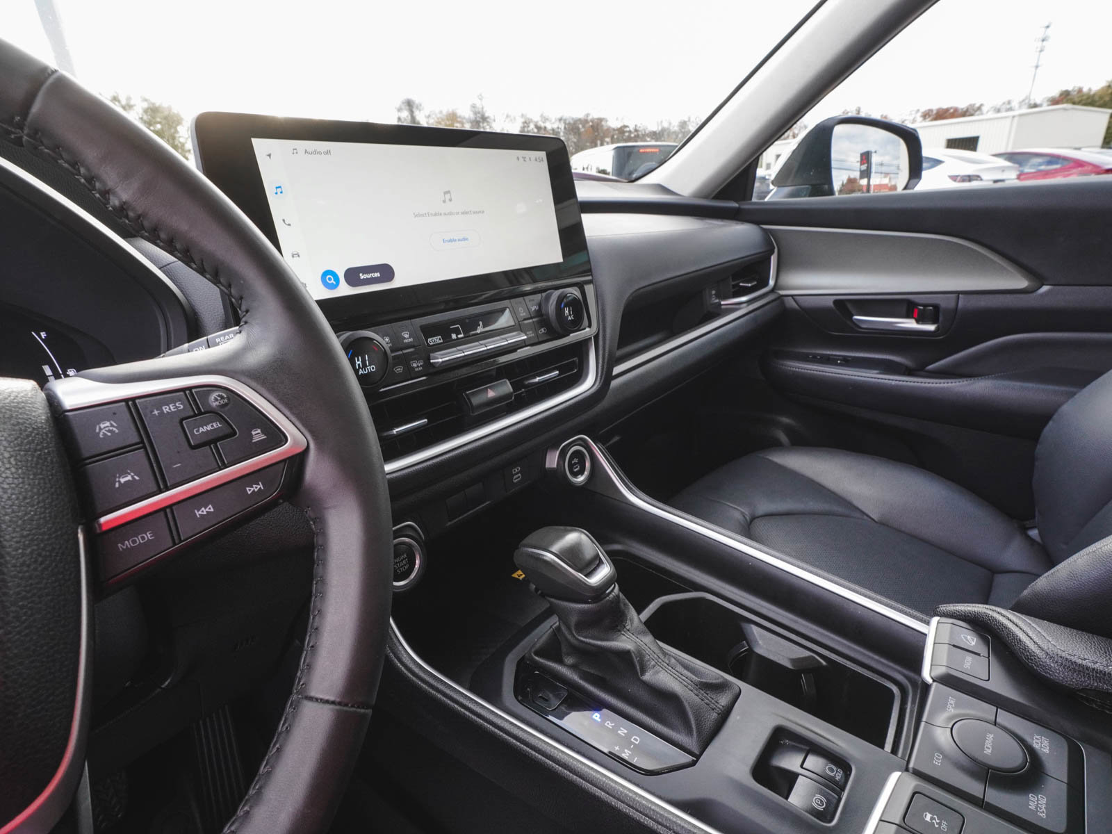 Used 2024 Toyota Grand Highlander XLE image 14