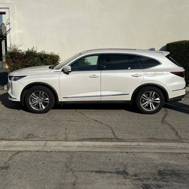 Certified 2023 Acura MDX FWD image 3