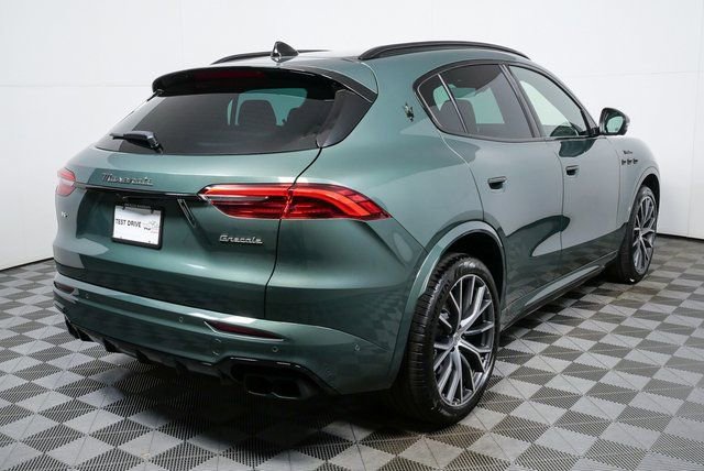 New 2026 Maserati Grecale Folgore AWD/4WD image 3