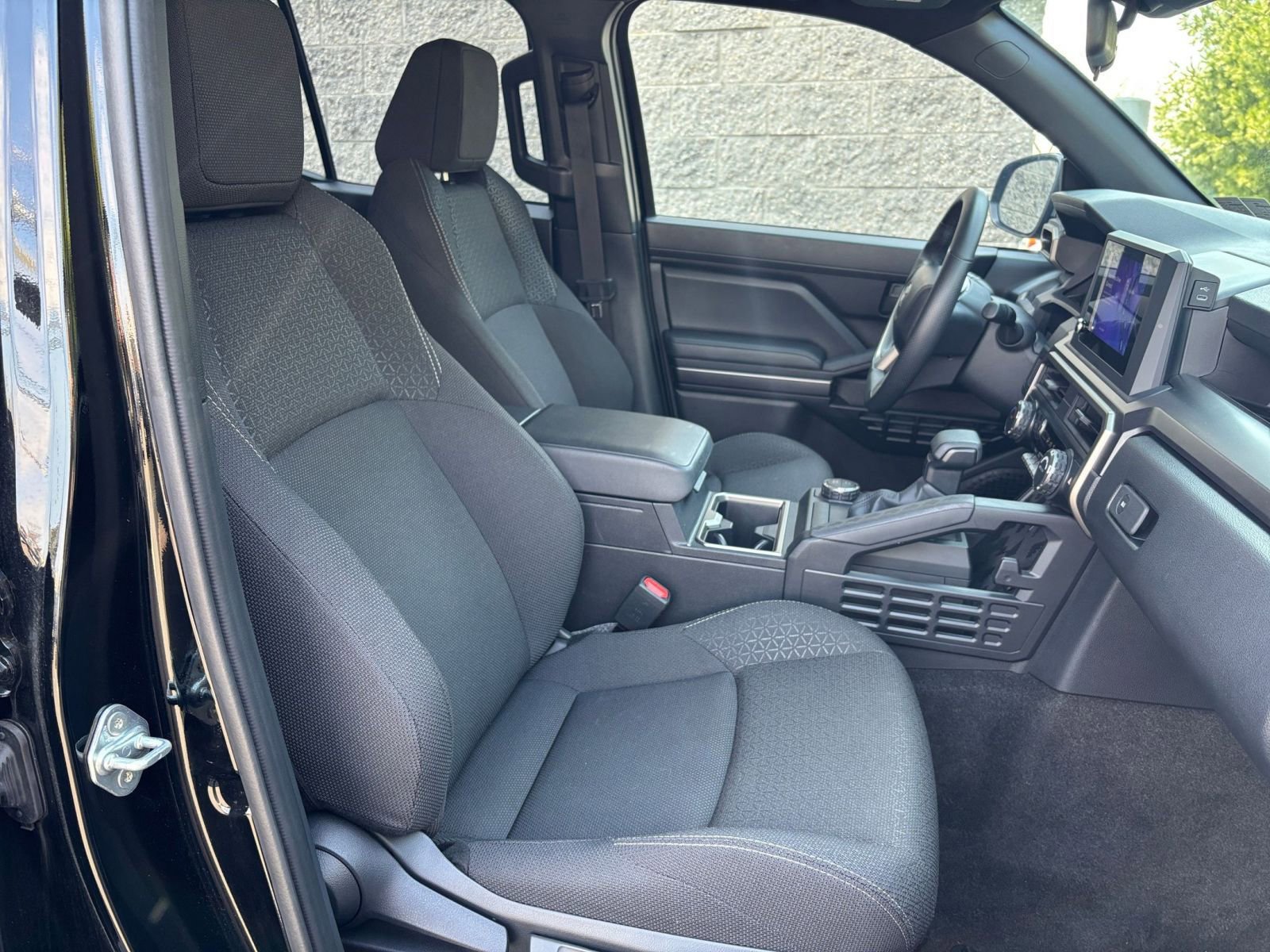 Used 2025 Toyota 4Runner SR5 image 28