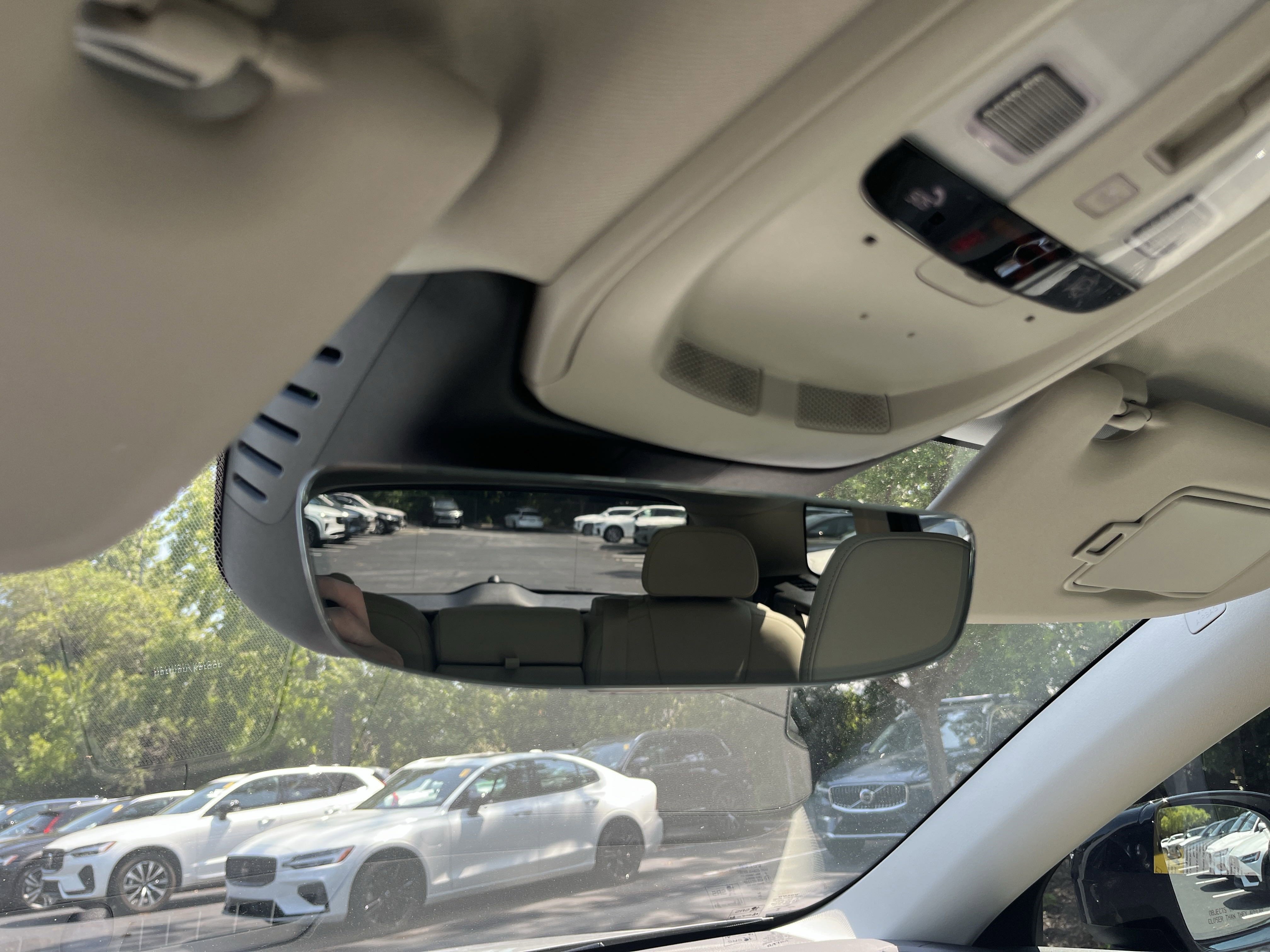 Used 2026 Volvo XC60 B5 Ultra w/ Protection Package Premier image 57