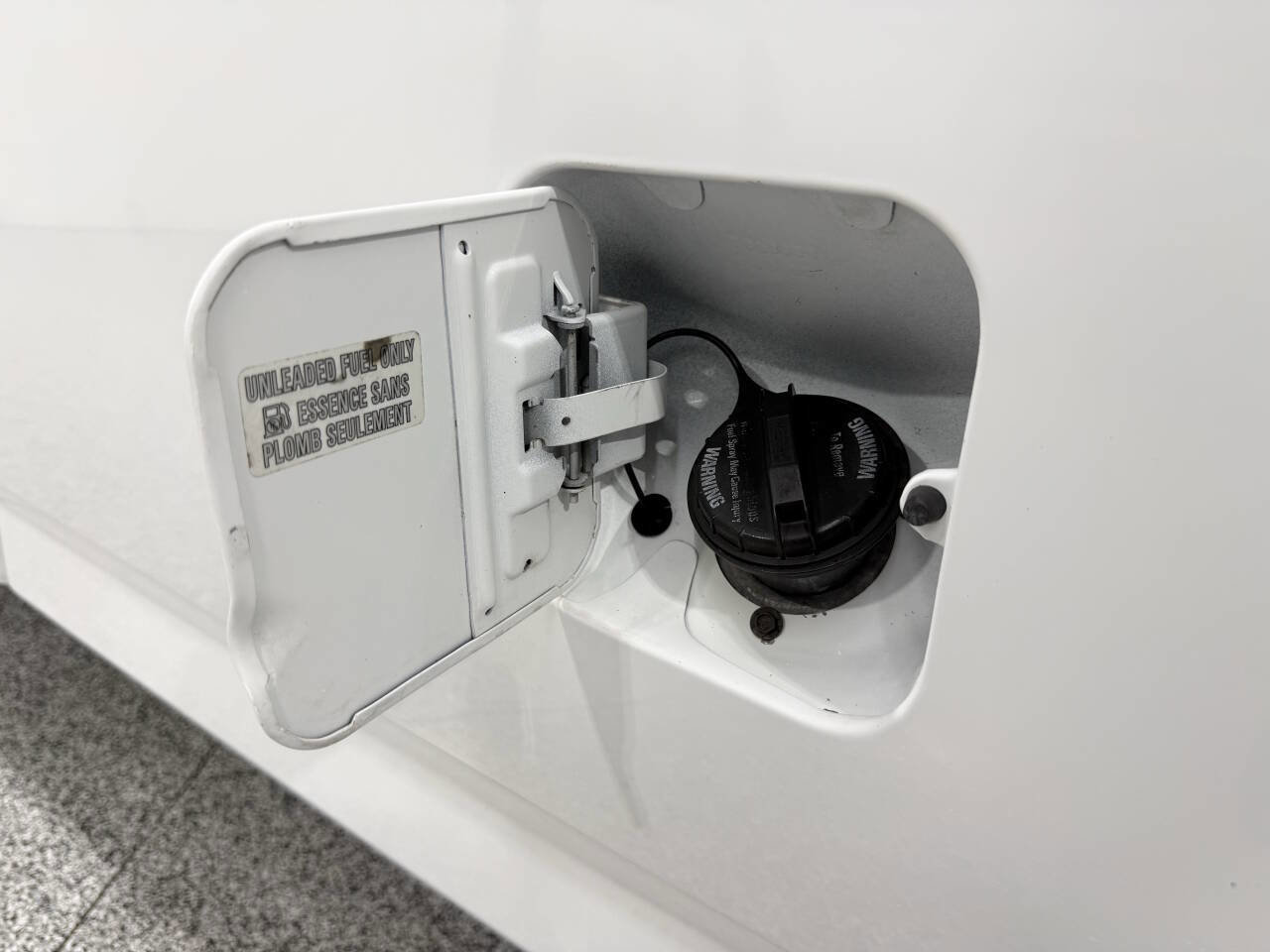 Used 1993 Ford F250 4x4 Regular Cab image 47