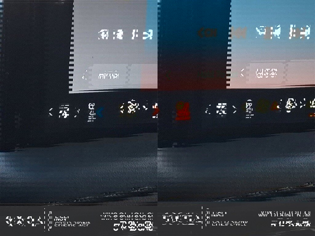 Certified 2025 Lincoln Aviator AWD image 25