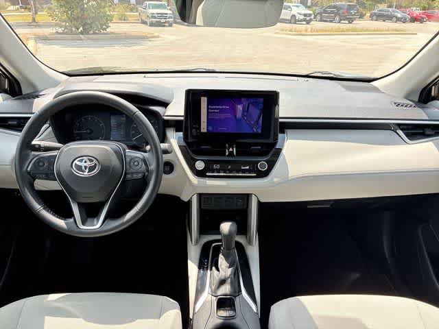 Used 2024 Toyota Corolla Cross LE FWD image 16