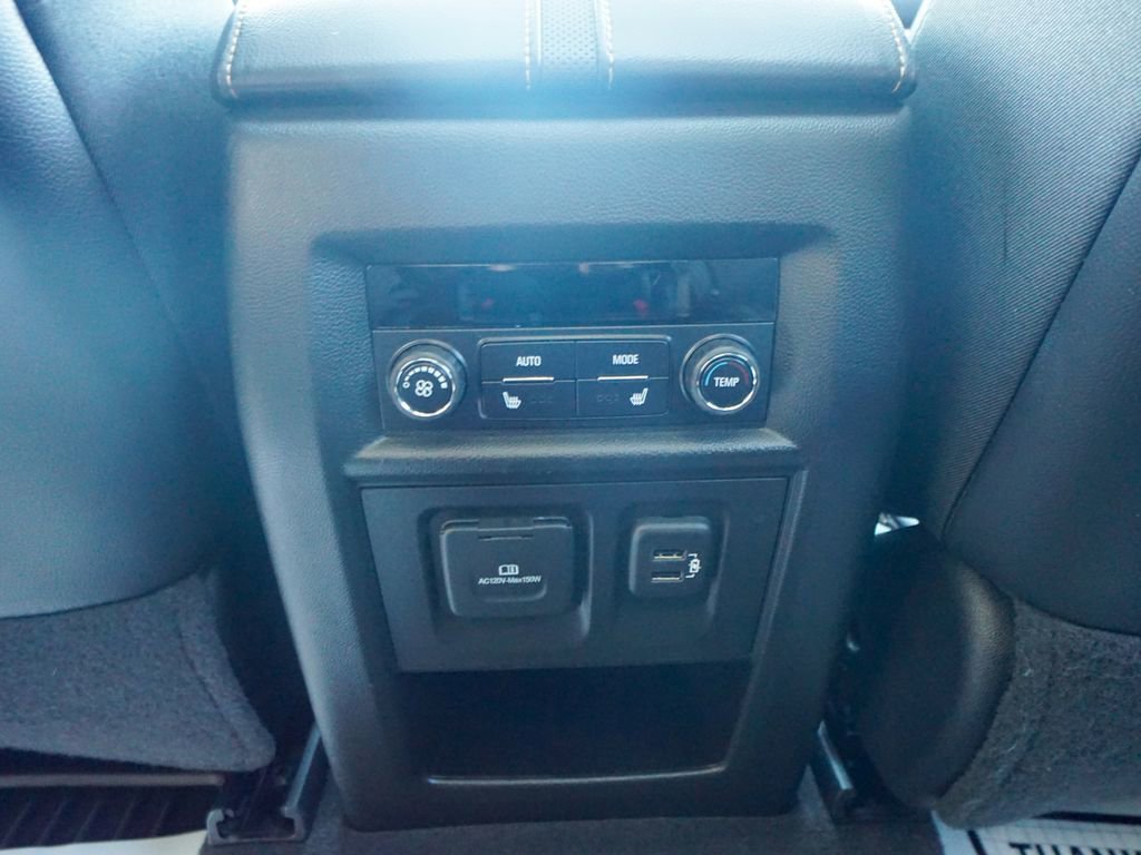 Used 2019 Chevrolet Traverse Premier w/ Redline Edition image 33