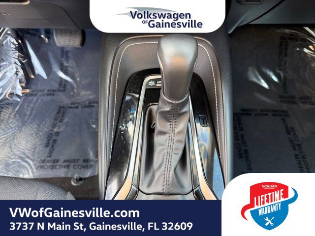 Used 2023 Toyota Corolla SE w/ SE Premium Package image 28