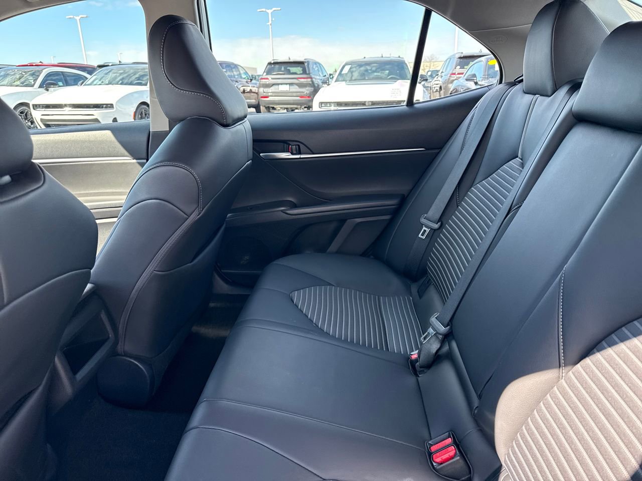Used 2024 Toyota Camry SE image 12