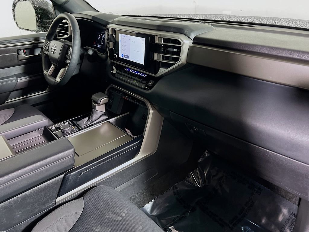 Certified 2025 Toyota Sequoia SR5 image 27