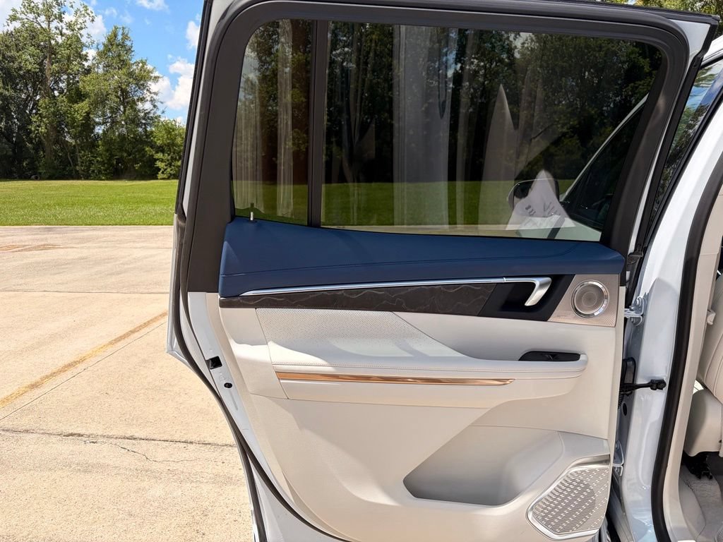 Used 2026 Buick Enclave Avenir w/ Super Cruise Package FWD image 19