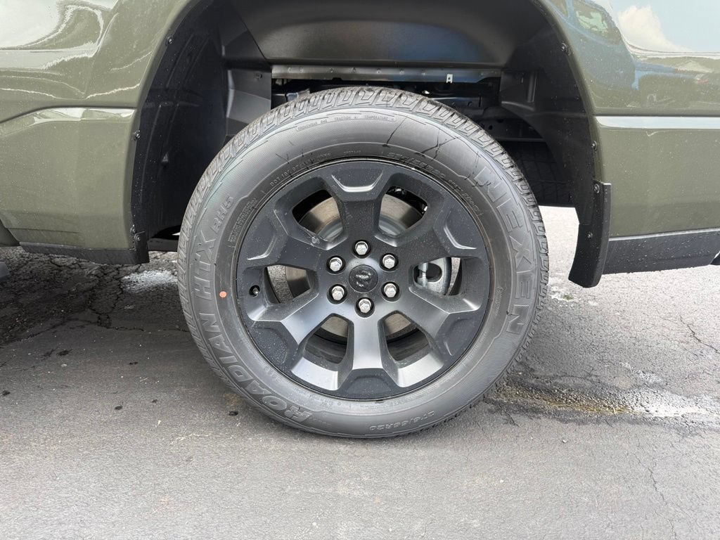 New 2026 RAM 1500 Express AWD/4WD image 29