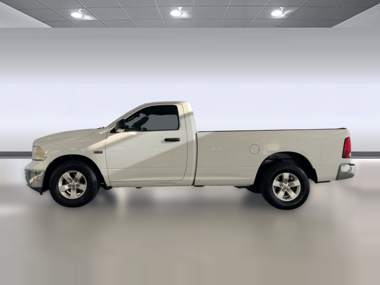 Used 2014 RAM 1500 Tradesman w/ Exterior Appearance Group image 2