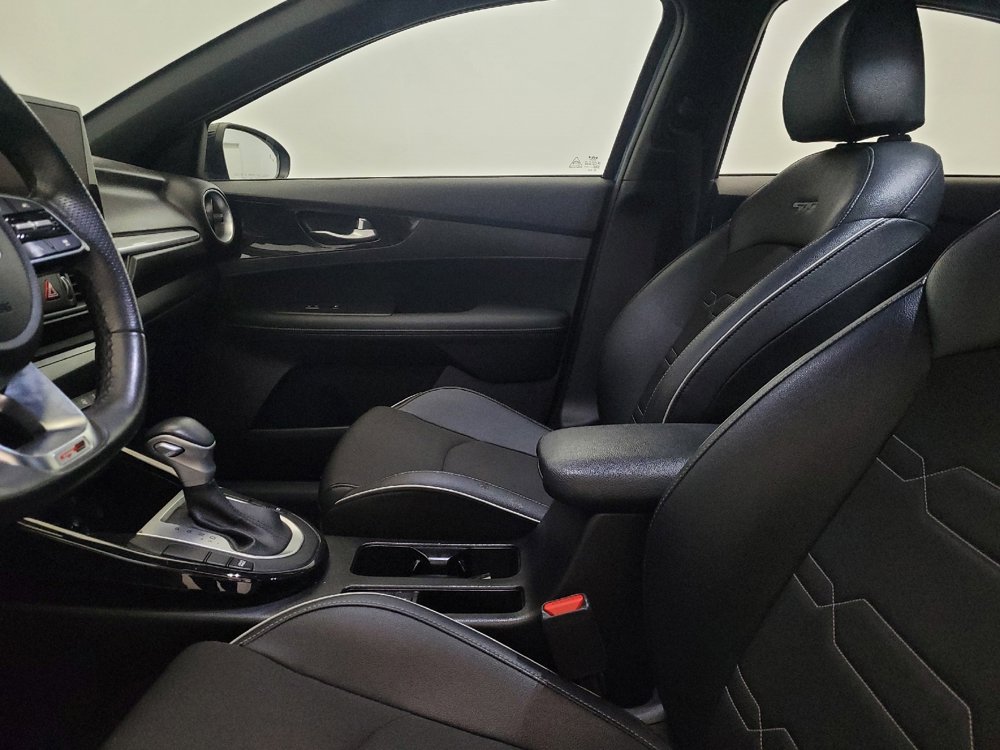 Used 2023 Kia Forte GT-Line w/ GT-Line Premium Package FWD image 17