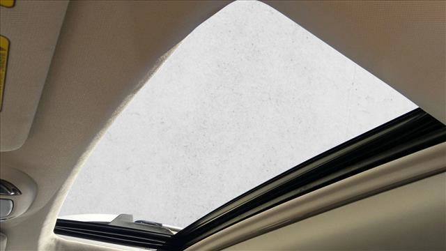 Used 2020 Subaru Outback Touring w/ Popular Package #2 image 23