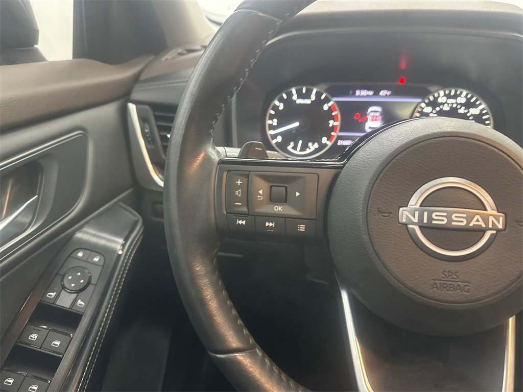 Used 2023 Nissan Rogue SV w/ SV Premium B Package image 27