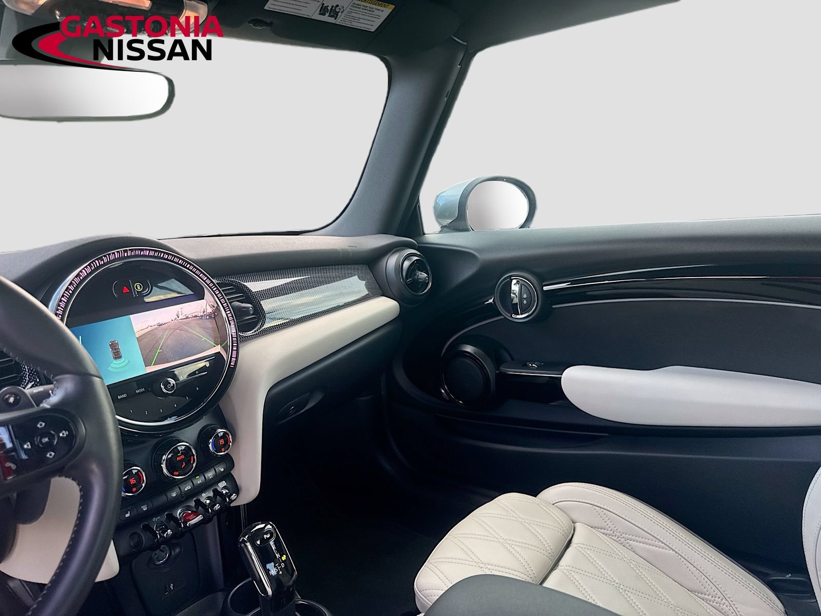Used 2024 MINI Cooper S w/ Signature Upholstery Package FWD image 32