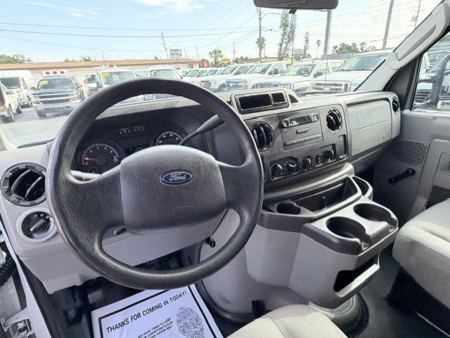 Used 2014 Ford E-150 and Econoline 150 RWD image 13