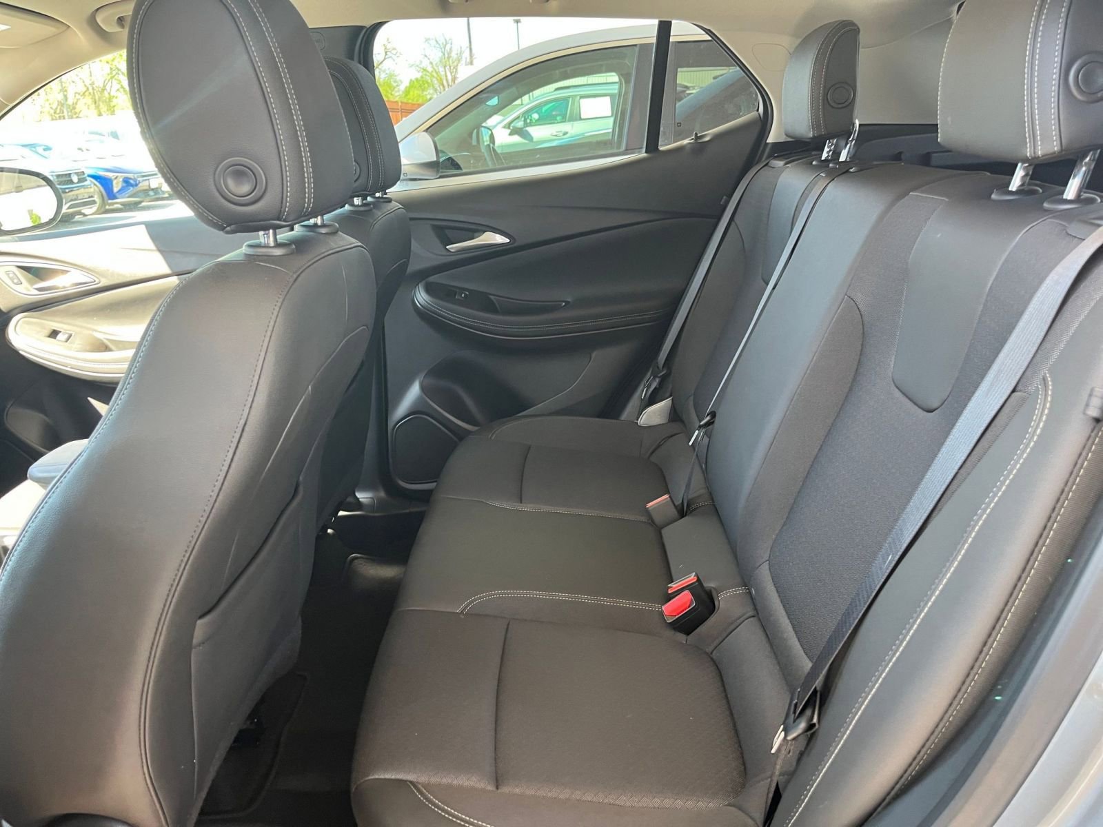 Used 2025 Buick Encore GX Preferred image 24