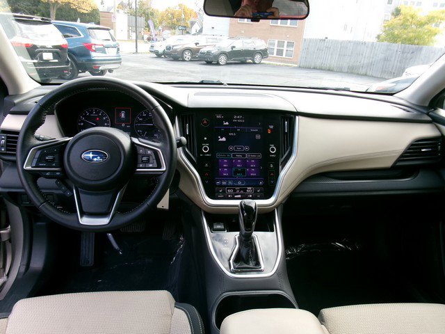 Used 2020 Subaru Outback Premium image 11