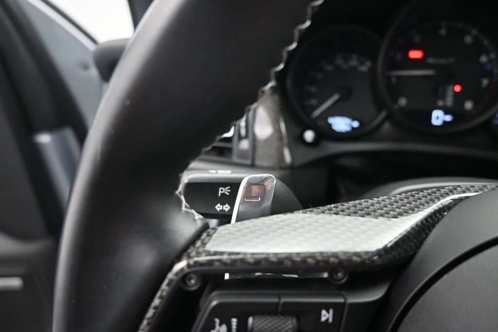 Used 2024 Porsche Macan Turbo AWD/4WD image 35