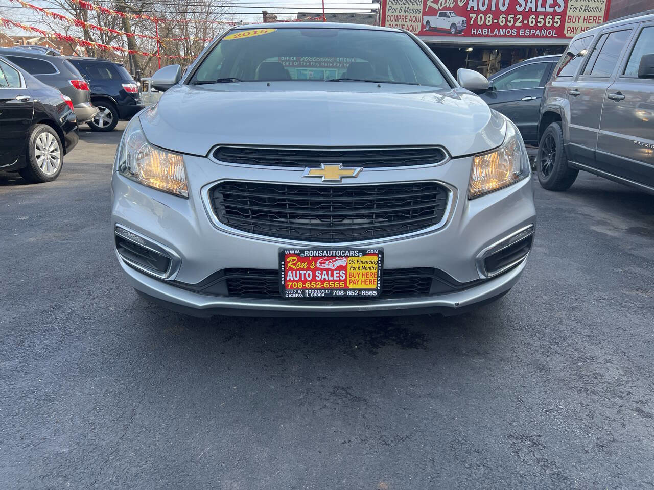 Used 2015 Chevrolet Cruze LT image 2