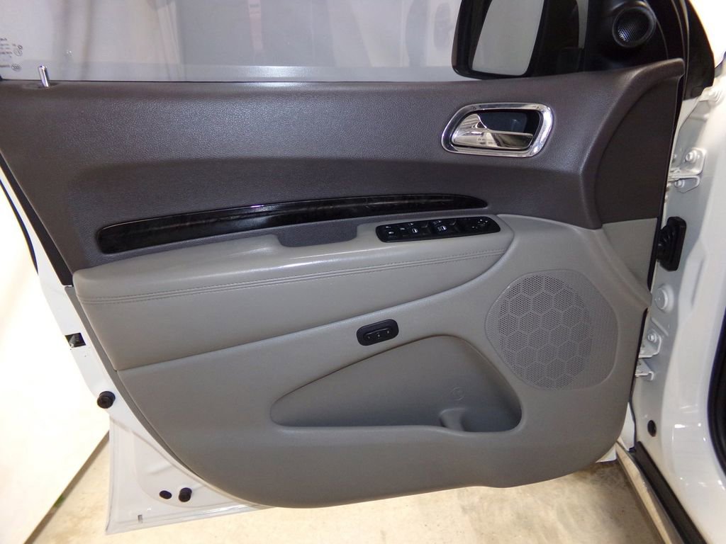 Used 2011 Dodge Durango Crew w/ Entry Nav/Commuter Group image 21