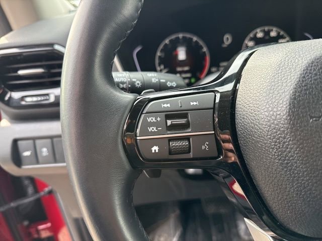 Certified 2025 Honda Pilot Touring image 26