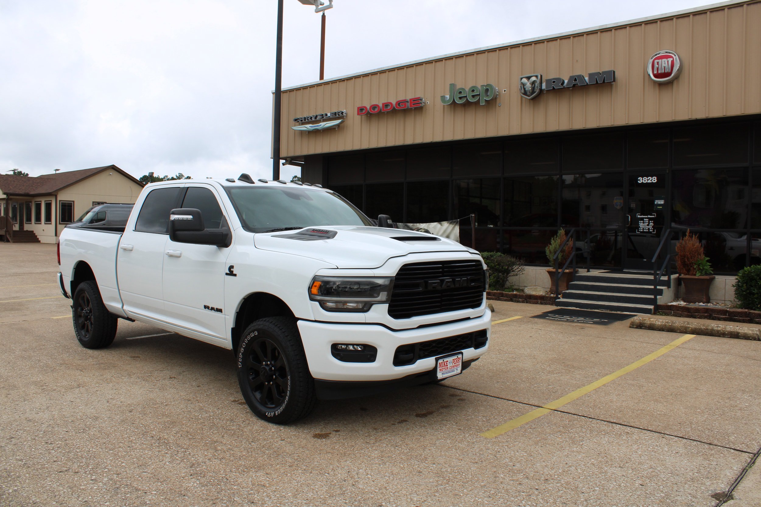 Certified 2023 RAM 3500 Laramie AWD/4WD image 4