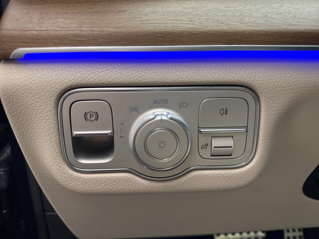 Used 2022 Mercedes-Benz GLS 450 4MATIC image 27