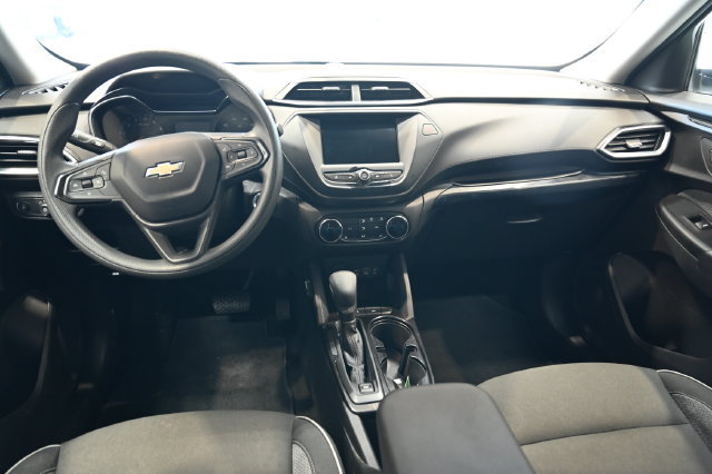 Used 2023 Chevrolet TrailBlazer LT FWD image 12