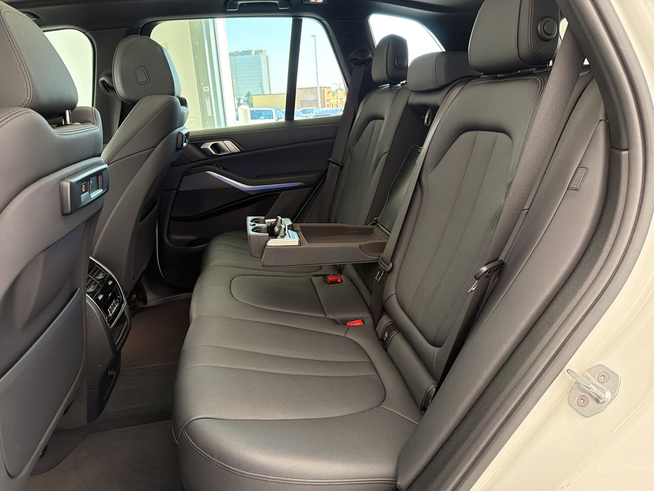 Used 2019 BMW X5 xDrive40i w/ Convenience Package AWD/4WD image 22