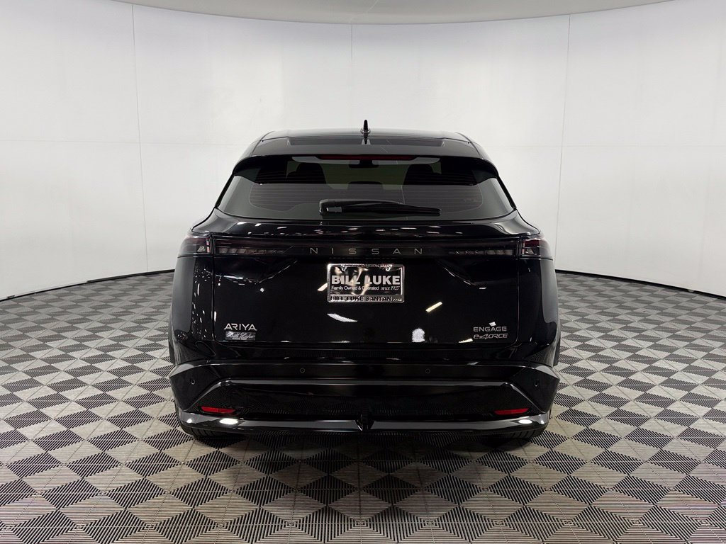 Used 2023 Nissan Ariya AWD image 8