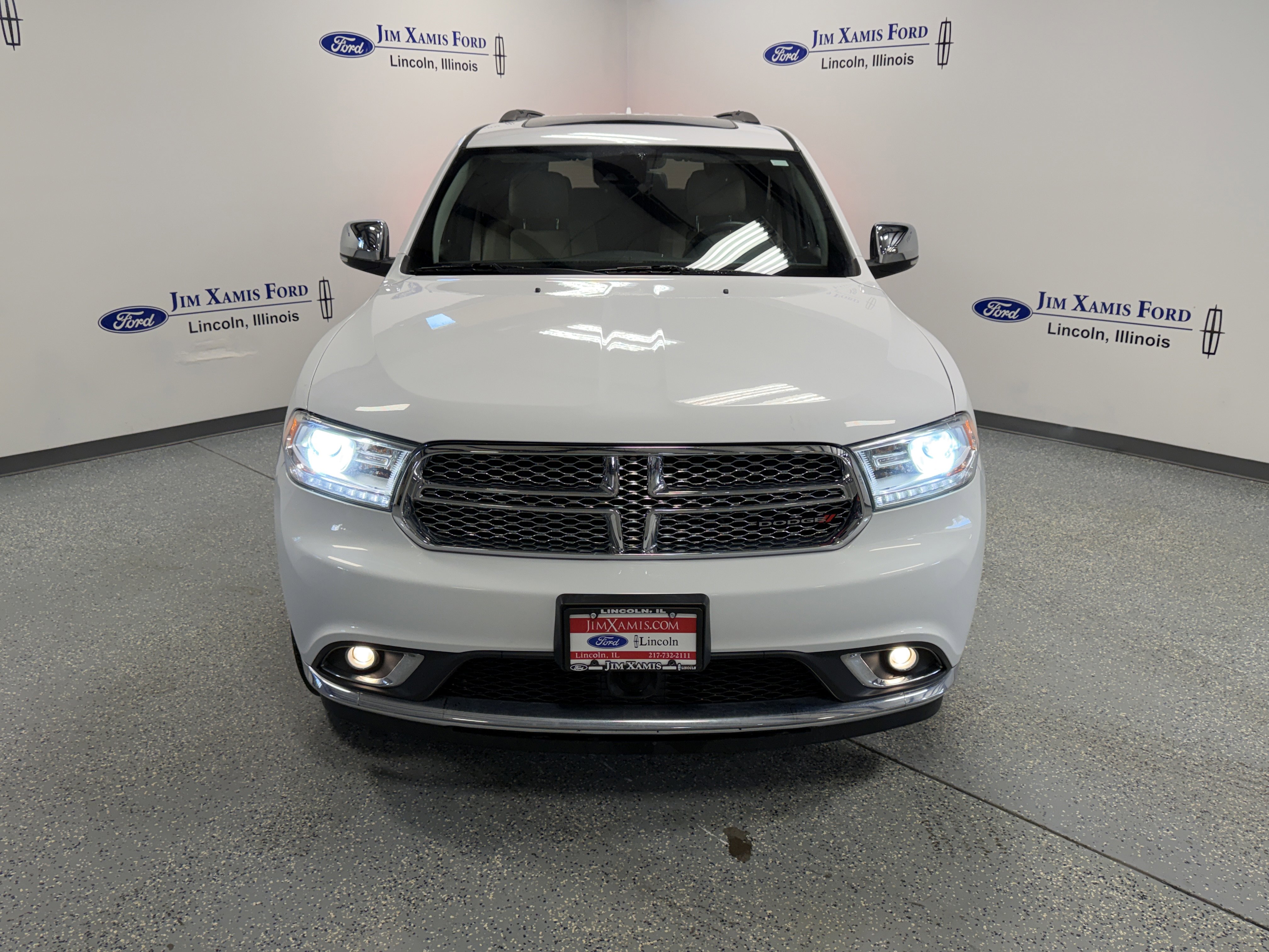 Used 2016 Dodge Durango Citadel w/ Premium Entertainment Group image 2