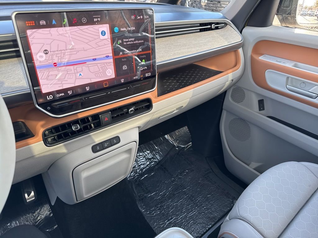 New 2025 Volkswagen ID. Buzz 1st Edition image 21