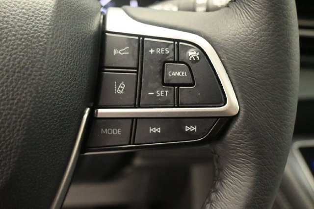 Used 2025 Toyota Sienna XLE w/ XLE Plus Package AWD/4WD image 14
