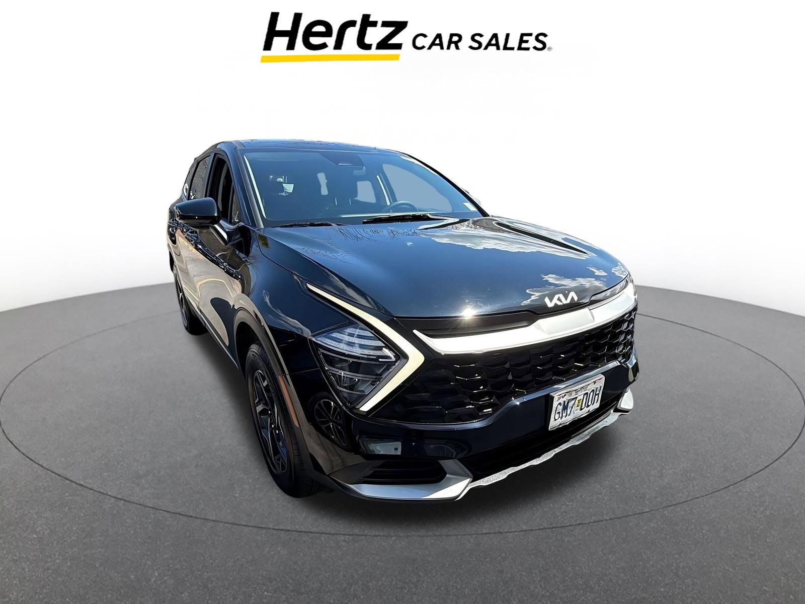 Used 2025 Kia Sportage LX image 1