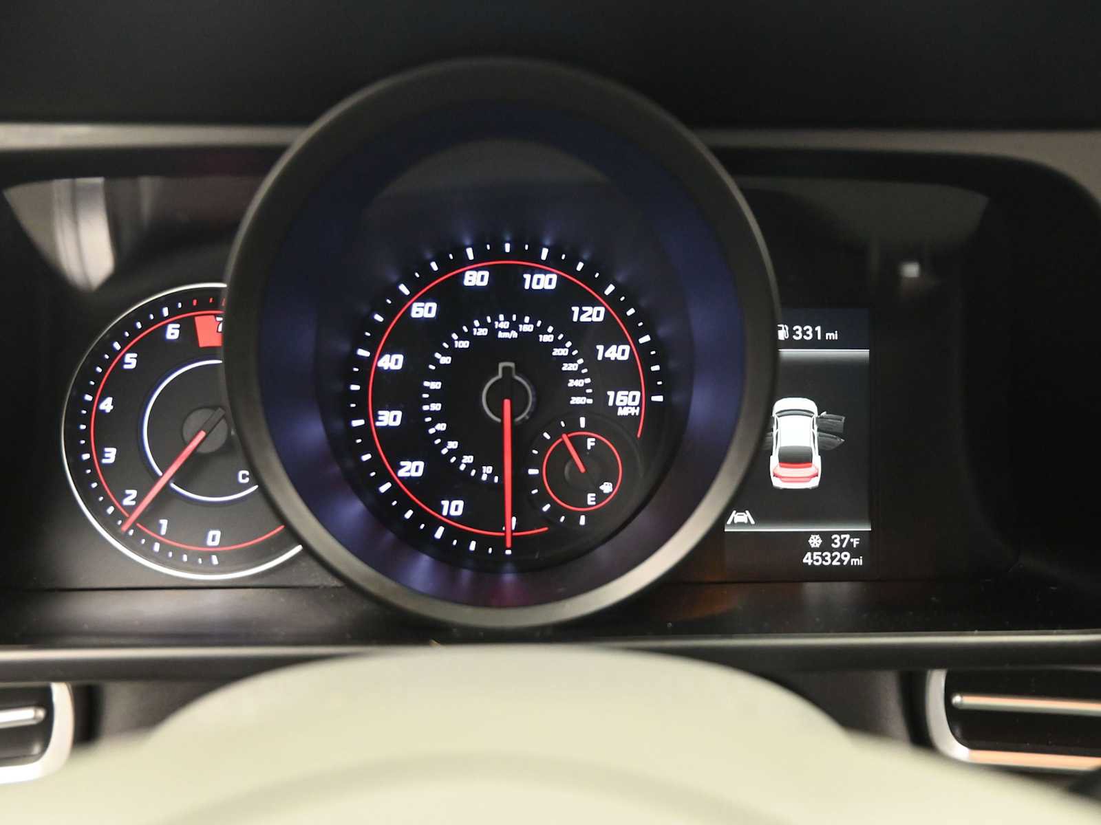 Used 2023 Hyundai Elantra SEL image 17