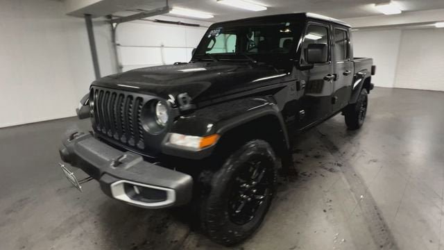 Used 2023 Jeep Gladiator Sport image 4