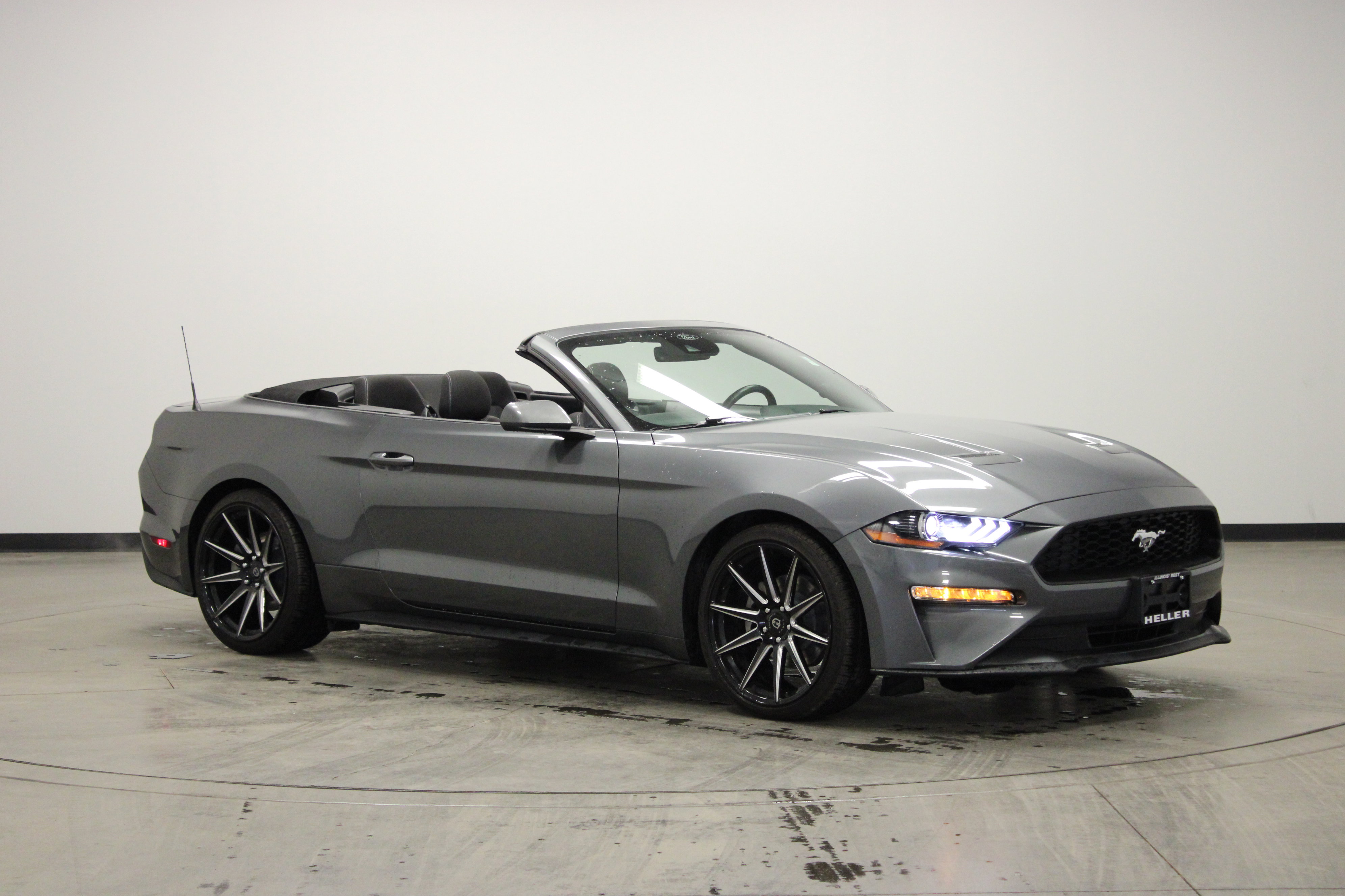 Used 2022 Ford Mustang Convertible w/ Equipment Group 101A image 10