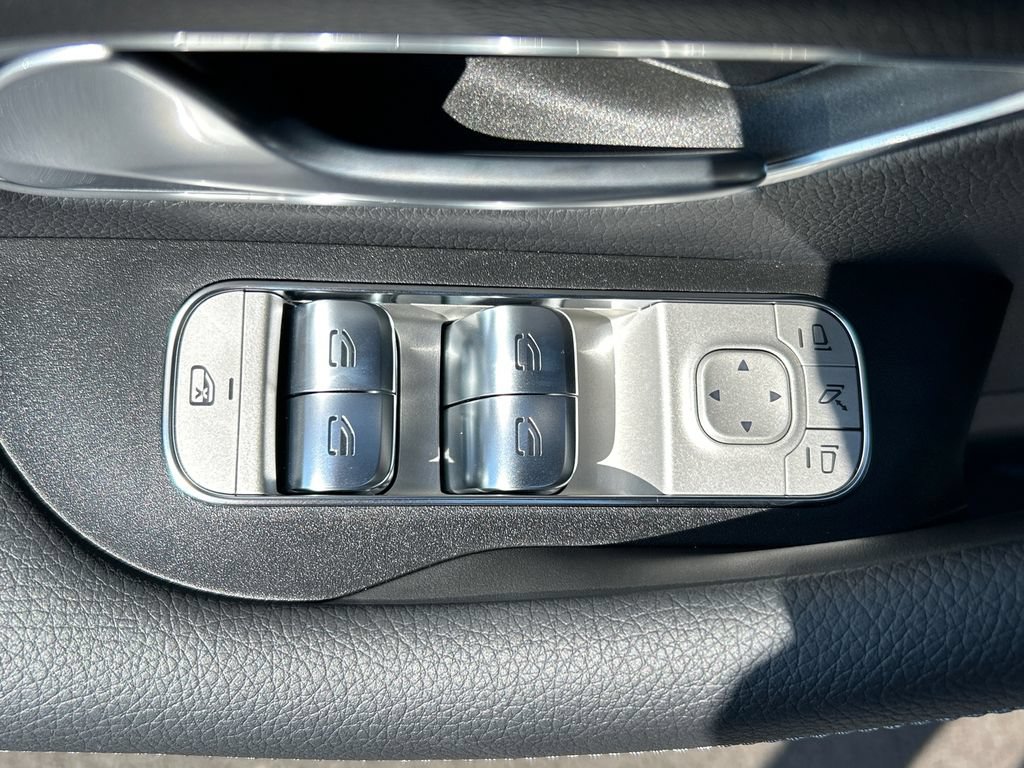New 2026 Mercedes-Benz GLS 450 4MATIC image 12