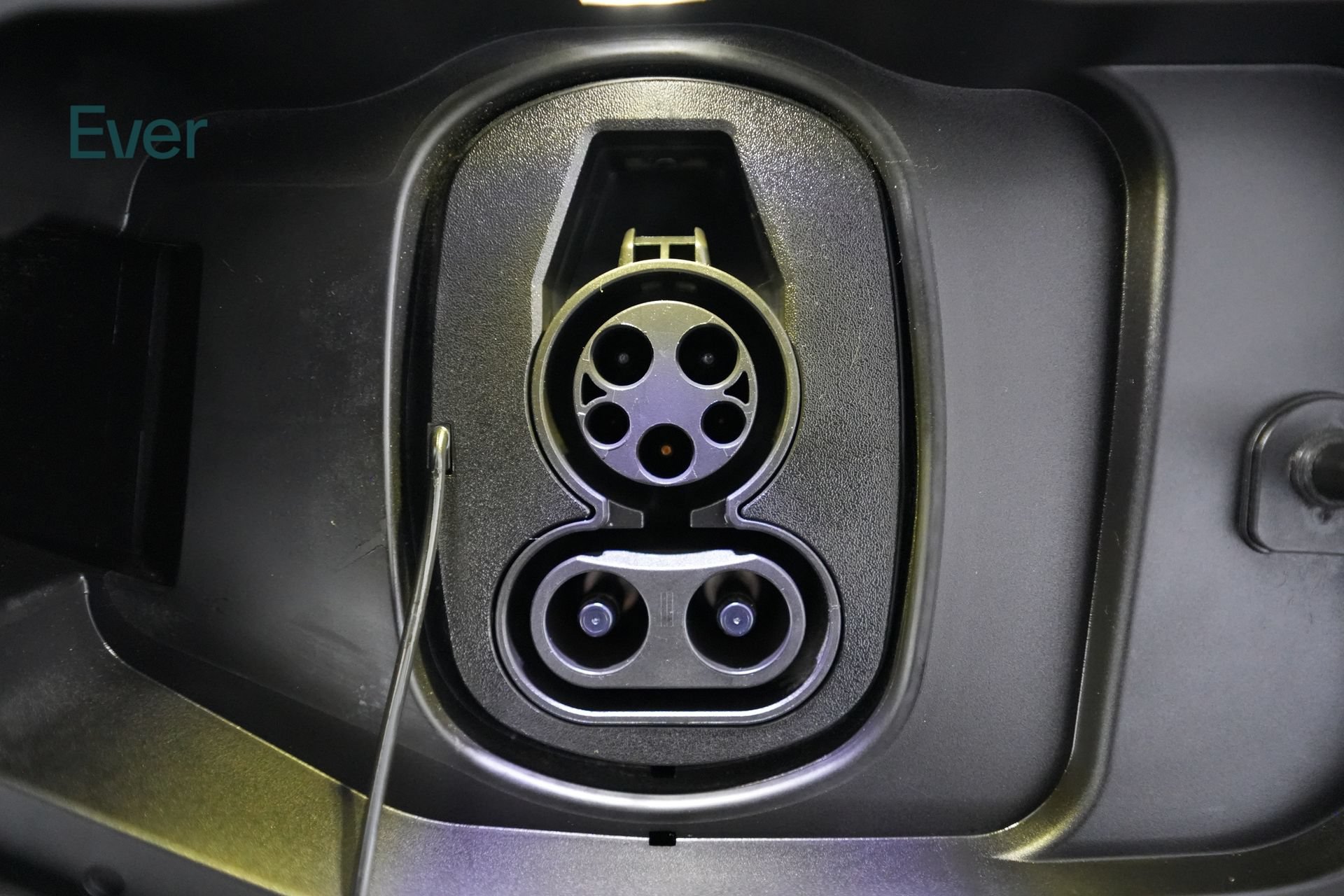 Used 2024 Chevrolet Equinox EV RS FWD image 10