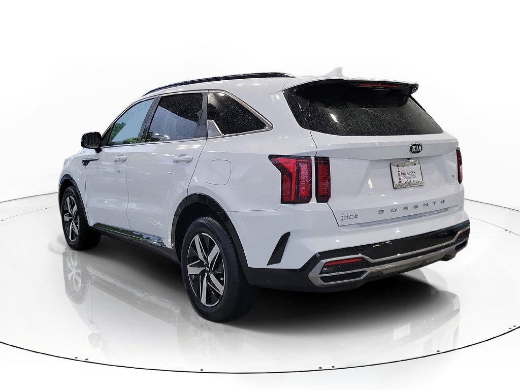 Used 2021 Kia Sorento S w/ Panoramic Sunroof Package FWD image 4