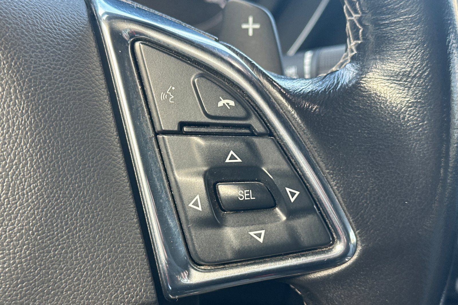 Used 2023 Chevrolet Camaro LT image 39