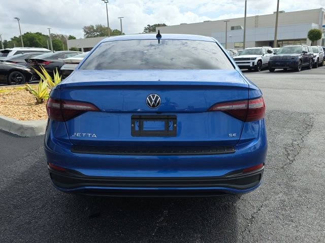 Used 2023 Volkswagen Jetta SE image 21