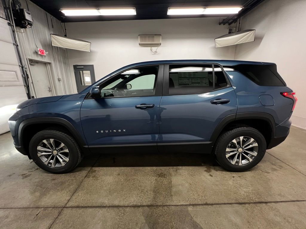 New 2026 Chevrolet Equinox LT w/ Safety and Technology Package image 6