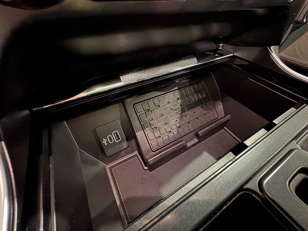 Used 2025 Ford F150 Raptor image 25